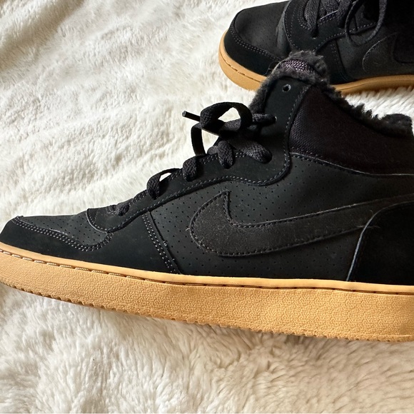 Brand new no tags Nike winter boys 7Y - Picture 4 of 8